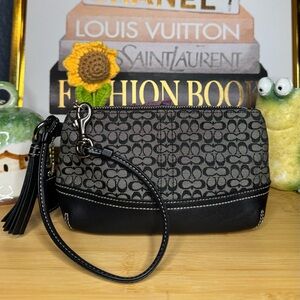 Coach Signature Jacquard Mini C Black/Gray Vintage Wristlet
